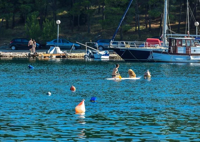 566-4 For 5 Pers In * Drage