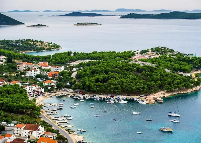 Apartment 566-4 For 5 Pers In *