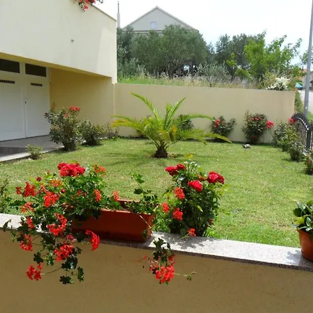 公寓 566-4 For 5 Pers In *