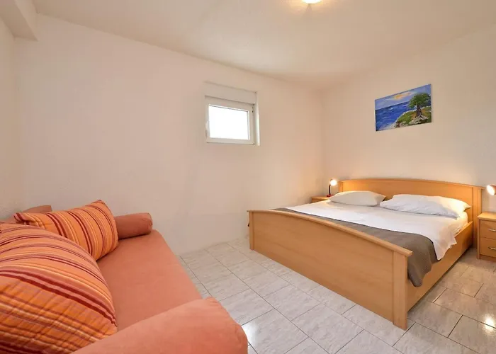 566-4 For 5 Pers In Appartement