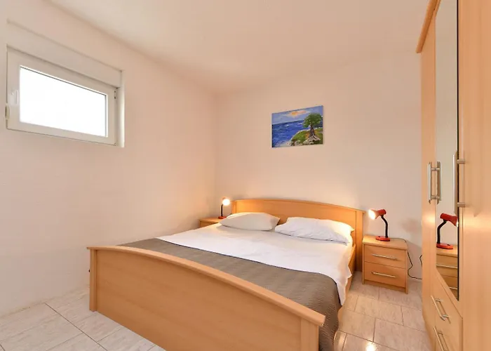 566-4 For 5 Pers In * Драге