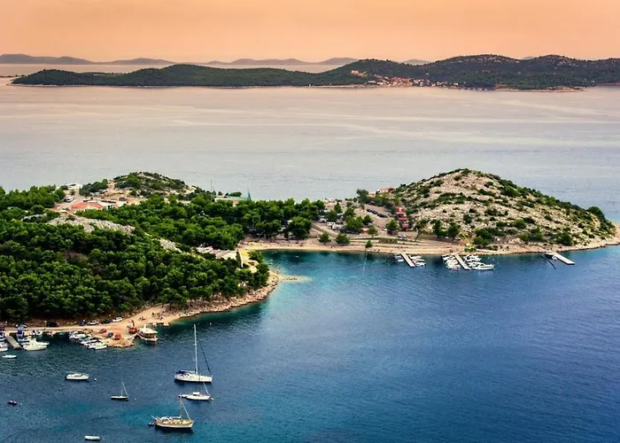 566-4 For 5 Pers In Апартаменты Драге